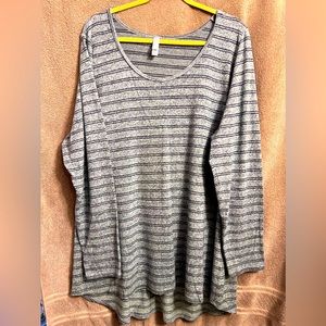 Women’s Tunic by LuLaRoe